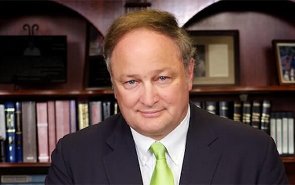 Robert K Finnell